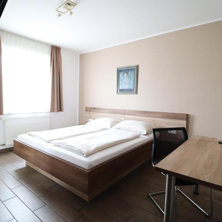 Frühstückspension Wernberg - Doppelzimmer mit Balkon - 3