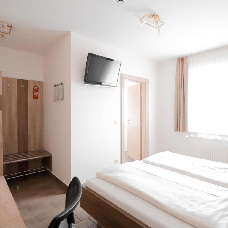 Frühstückspension Wernberg - Doppelzimmer mit Balkon - 4