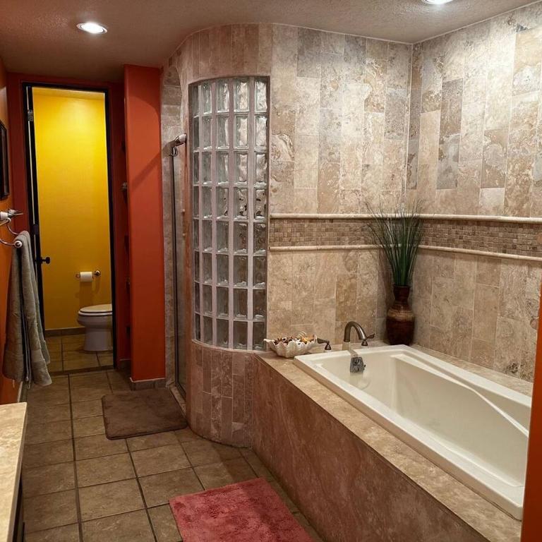 Oceanfront Luxury Condo Sleeps 6 - Apartamento de 2 dormitorios - 7