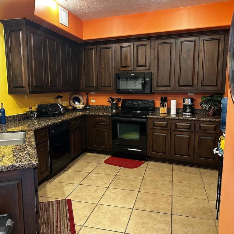Oceanfront Luxury Condo Sleeps 6 - Apartamento de 2 dormitorios - 8