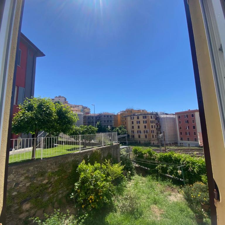 La casa della stazione - One-Bedroom Apartment with Garden - 18