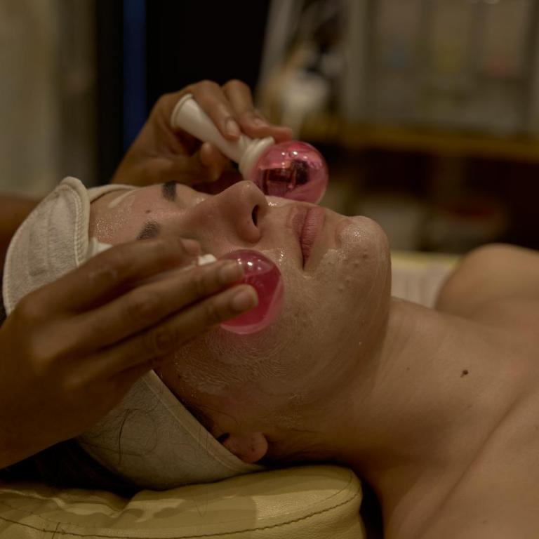 Hotel Imperial Conference & Spa - Romantic Getaway in Superior Double Room - 4