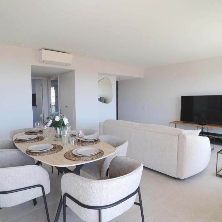 Luxury 2bedrms with SeaView CityCenter&Parking #4 - Appartement 2 Chambres avec Balcon et Vue sur la Mer - 19