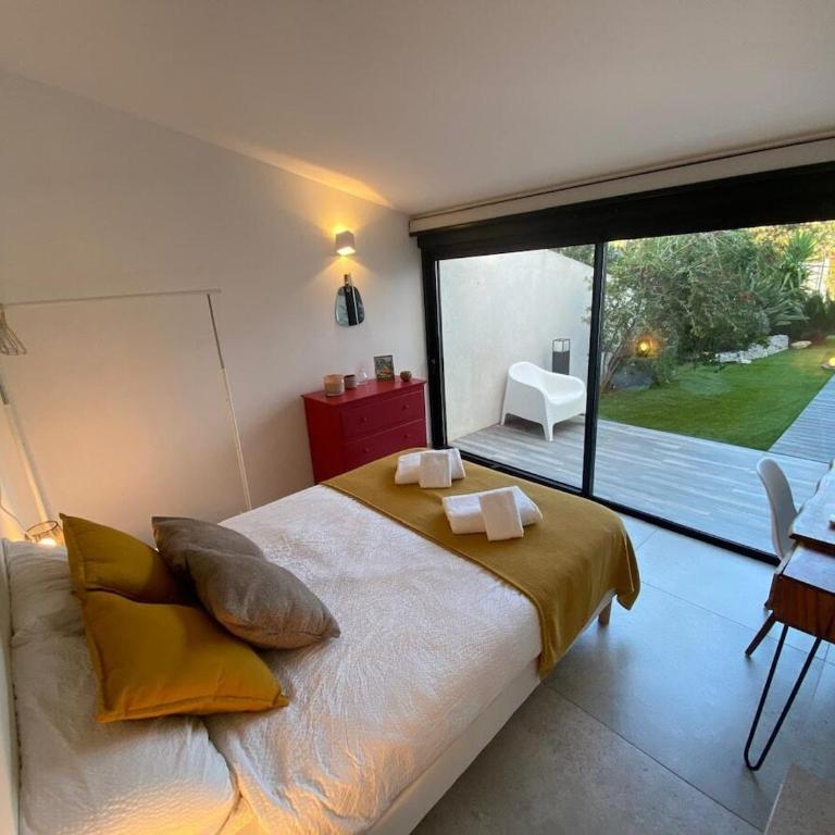 L'Oasis Cassidaine - Appartement 2 Chambres - Vue sur Jardin - 16
