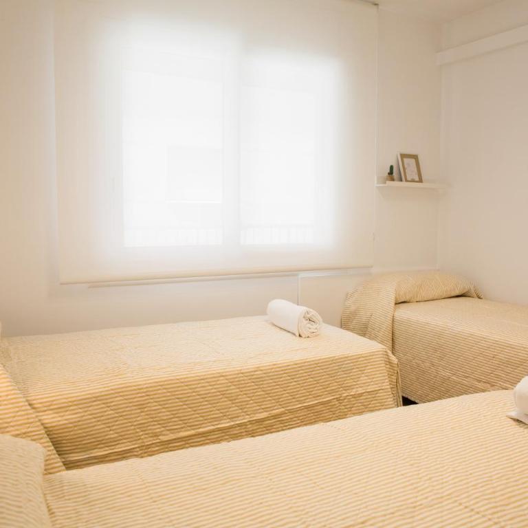 Apartamento con Piscina a 100 M de la playa - Apartamento de 3 dormitorios - 20