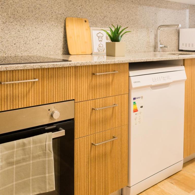 Apartamento con Piscina a 100 M de la playa - Apartamento de 3 dormitorios - 38
