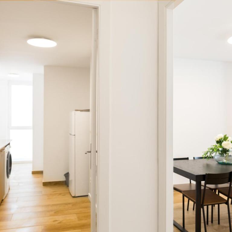 Apartamento con Piscina a 100 M de la playa - Apartamento de 3 dormitorios - 35