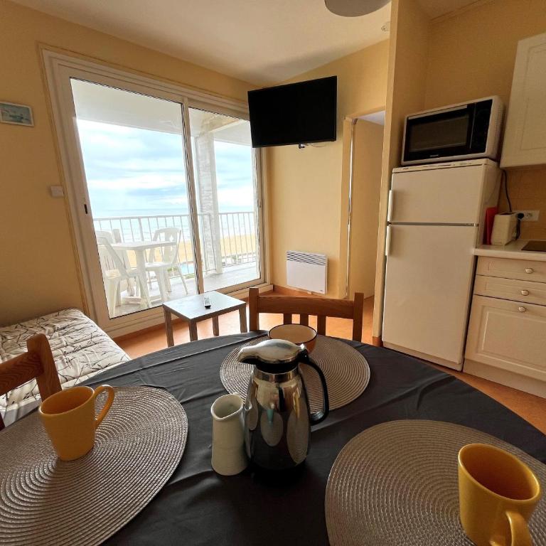 Le Remblai - One-Bedroom Apartment - Oceanfront - 3