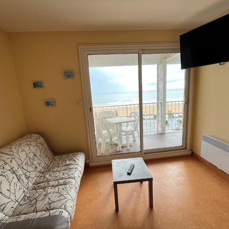 Le Remblai - One-Bedroom Apartment - Oceanfront - 6