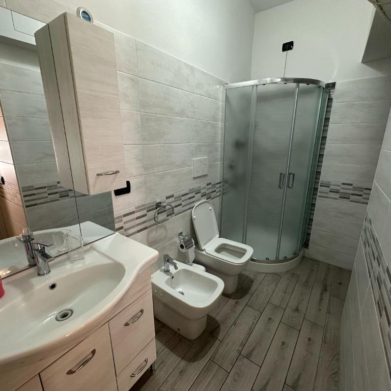 Il Delfino Apartment - Two-Bedroom Apartment - 2