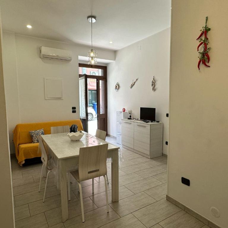 Il Delfino Apartment - Two-Bedroom Apartment - 5