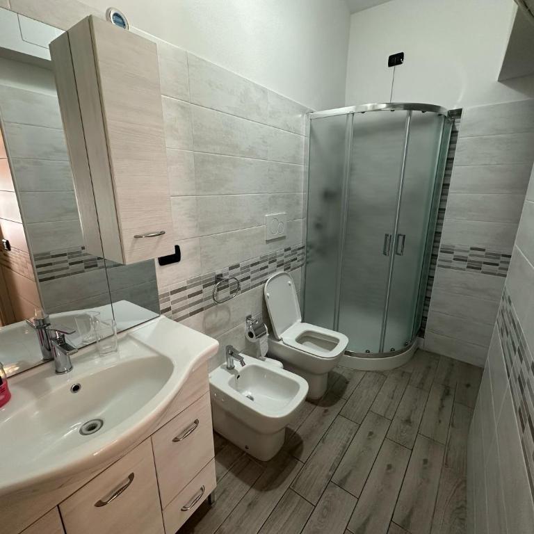 Il Delfino Apartment - Two-Bedroom Apartment - 6