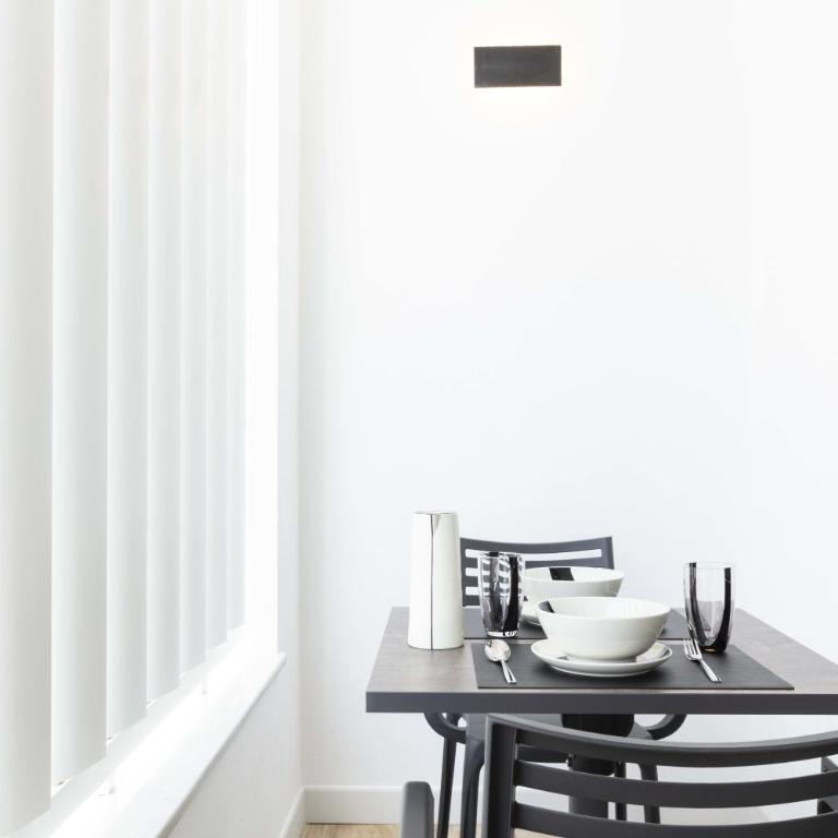 Un acogedor complejo compuesto de 5 apartamentos . - Apartamento con terraza - 16