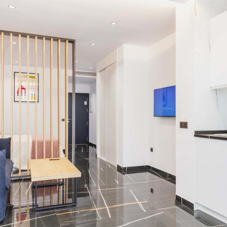 Un acogedor complejo compuesto de 5 apartamentos . - Apartamento con balcón - 7
