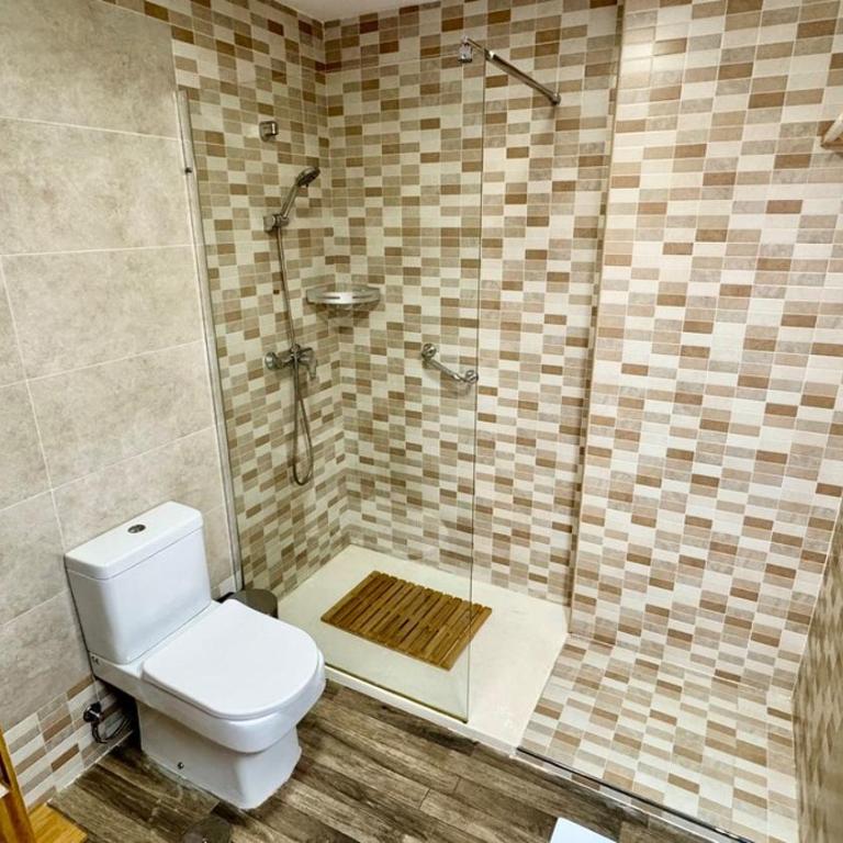 A 2 min de la playa Tren directo Nuevo y cómodo - Apartamento de 1 Dormitorio con balcón y vistas a la ciudad - 17