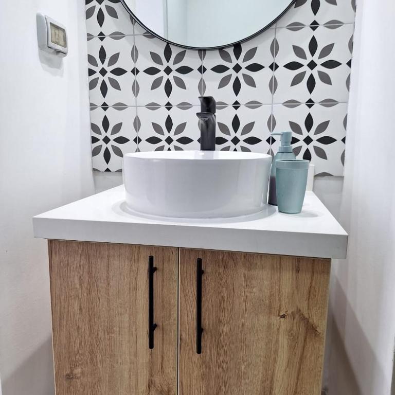 Vive y trabaja con estilo en San Miguel, moderno departamento de 2 dorms con balcon - Apartment with Balcony - 31