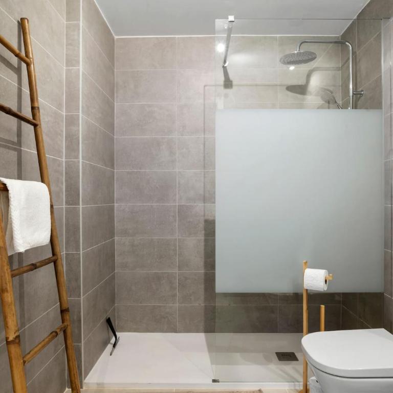 CasaSUENO - Two-Bedroom Deluxe Apartment with Garden View - 20