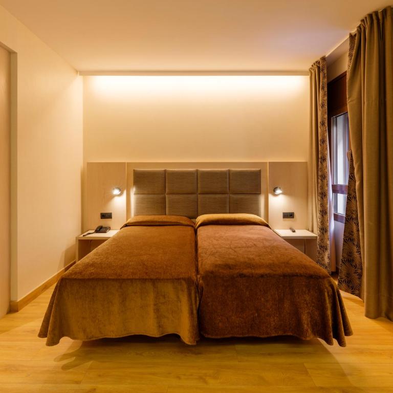 Barcelona House - Double or Twin Room - 11