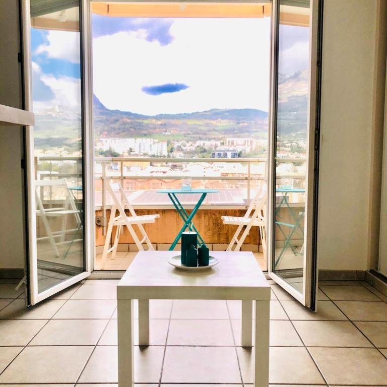 Beautiful studio with balcony - Appartement 1 Chambre - 1