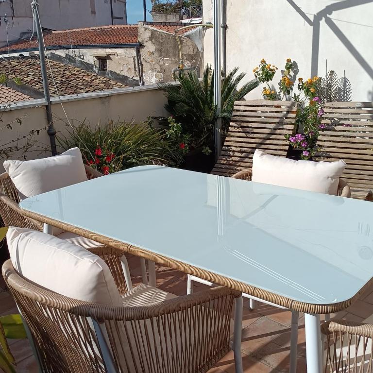 Sunny loft with terrace and Jacuzzi in the city centre - Appartamento con 1 Camera da Letto - 8