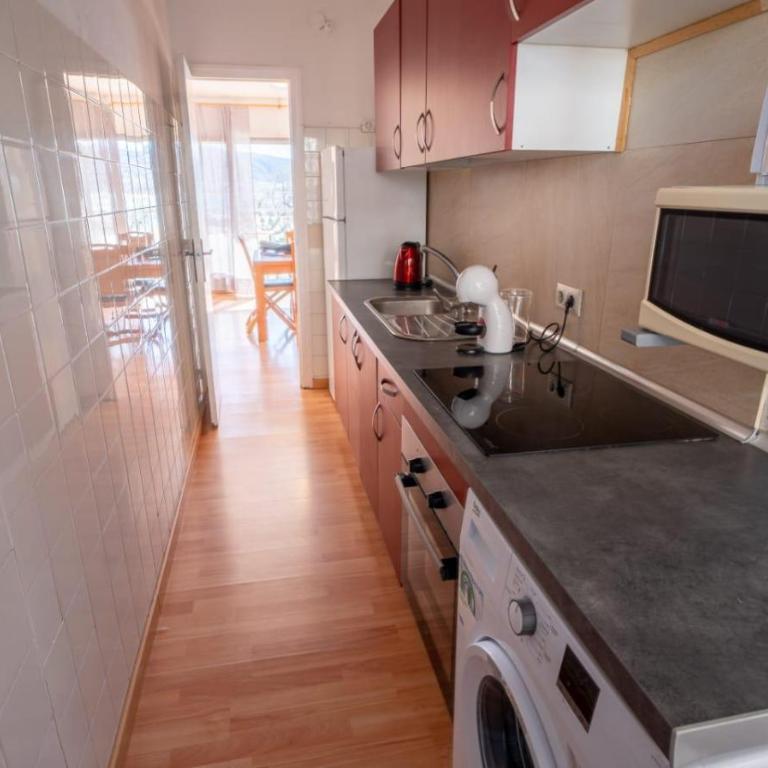 Apartamento Rhodasmar - Three-Bedroom Apartment - 3