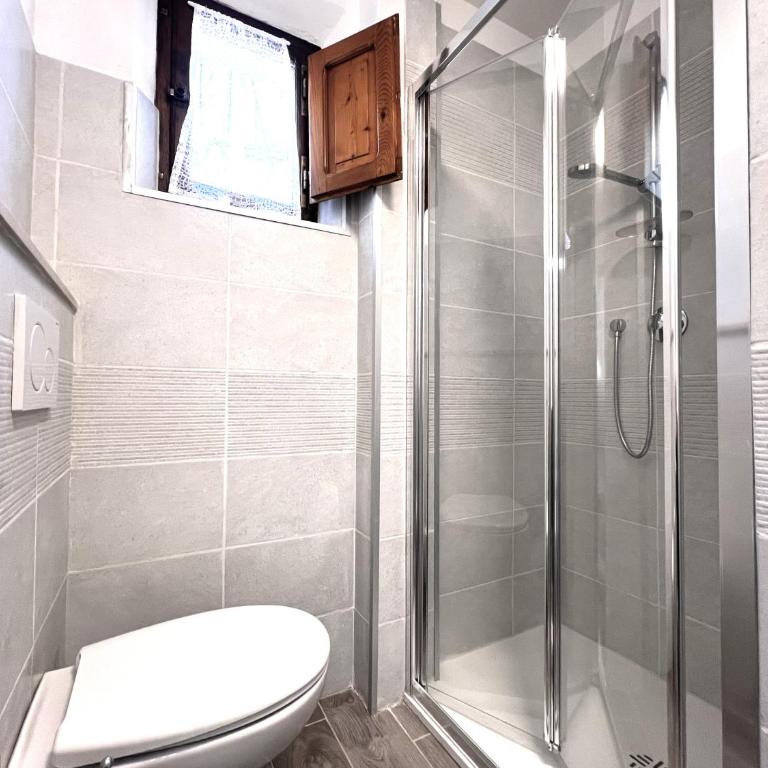 Ortensia-central apartment with terrace - Two-Bedroom Apartment - 10