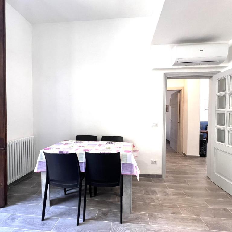Ortensia-central apartment with terrace - Two-Bedroom Apartment - 12