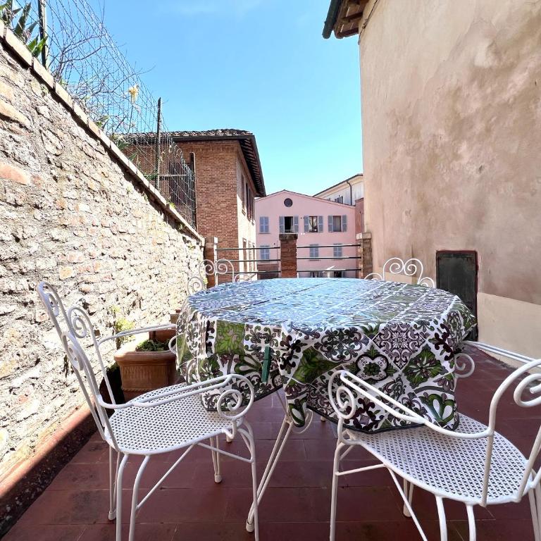 Ortensia-central apartment with terrace - Two-Bedroom Apartment - 17