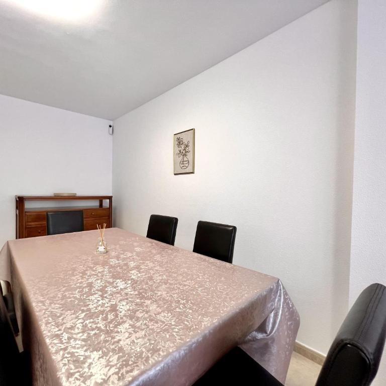 Mestral B - Cómodo apartamento en el centro - Apartamento - 5