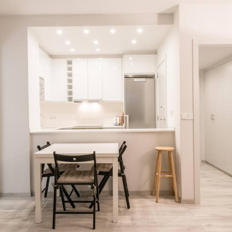 Letassi - Edificio Saburedo - Apartamento de 2 dormitorios con vistas - 4