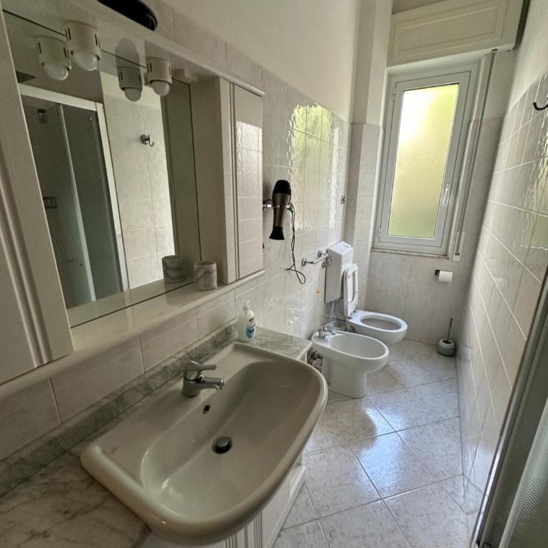 Casa Bianca 4 - confortevole in centro a Moneglia - Appartamento con 2 Camere da Letto - 15