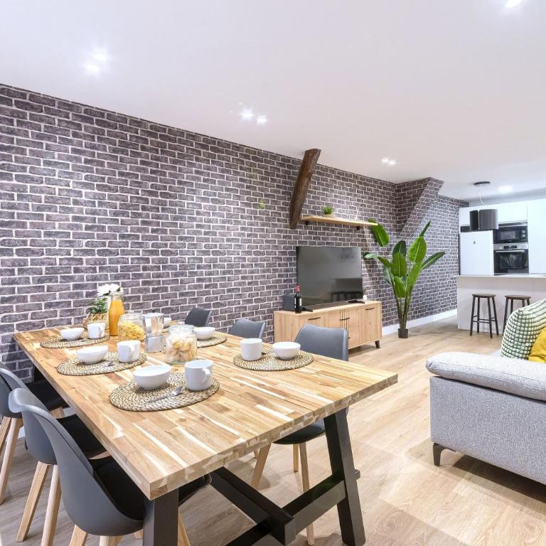 Old Town Carniceria Vieja by Next Stop Bilbao - Three-Bedroom Apartment - 30