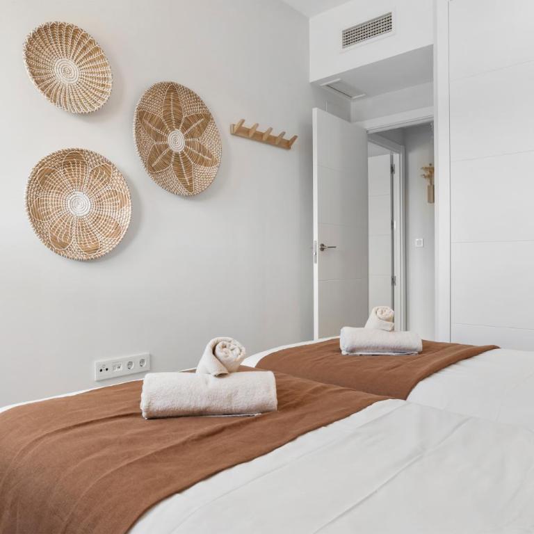 Aranya Garden View - Golf & Beach Escape - Two-Bedroom Apartment with Garden View - 17