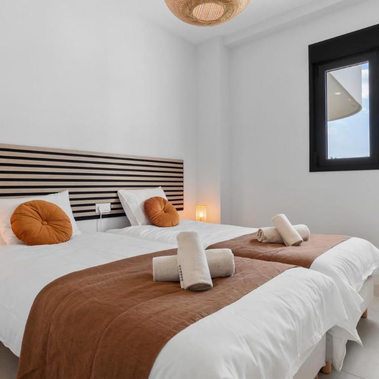 Aranya Garden View - Golf & Beach Escape - Two-Bedroom Apartment with Garden View - 16