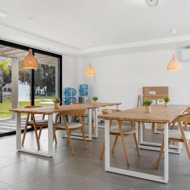 Aranya Garden View - Golf & Beach Escape - Two-Bedroom Apartment with Garden View - 27
