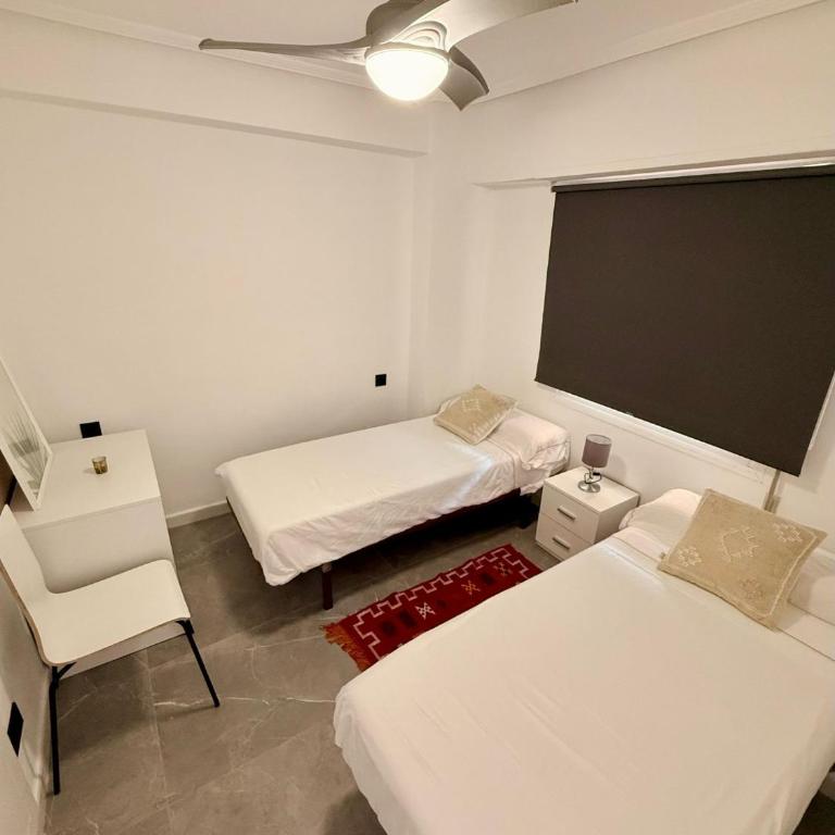 Apartamento en la Playa Els Terrers 2 - Two-Bedroom Apartment - 4