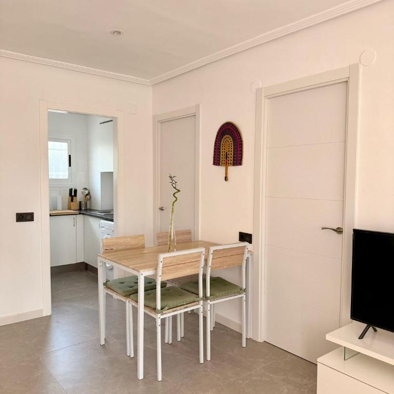 Apartamento en la Playa Els Terrers 2 - Two-Bedroom Apartment - 5