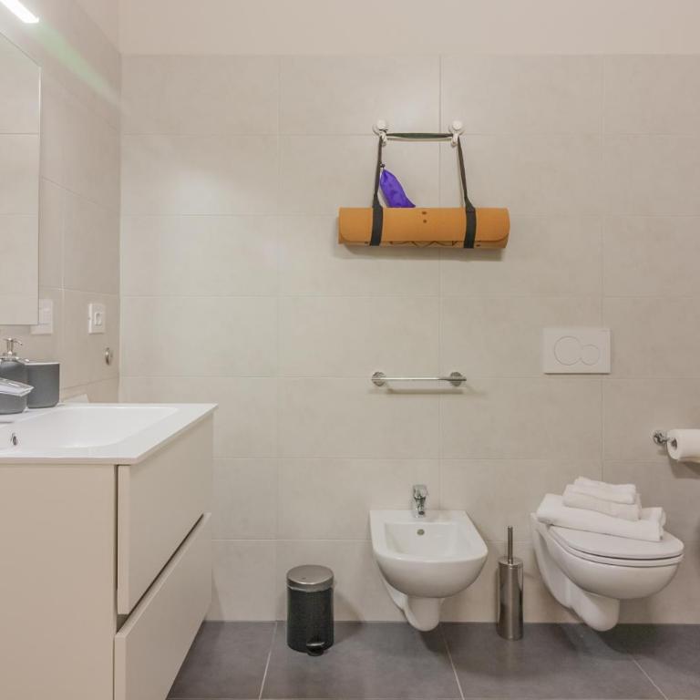 A Night At the Museum - Lake Como - Appartamento Superior con 2 Camere da Letto - 30