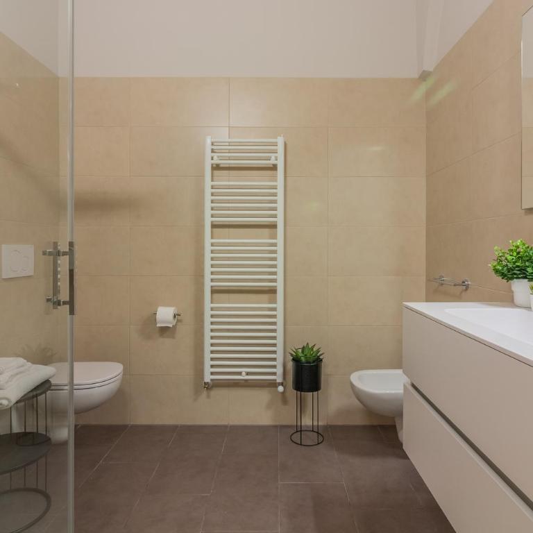 A Night At the Museum - Lake Como - Appartamento Superior con 2 Camere da Letto - 40