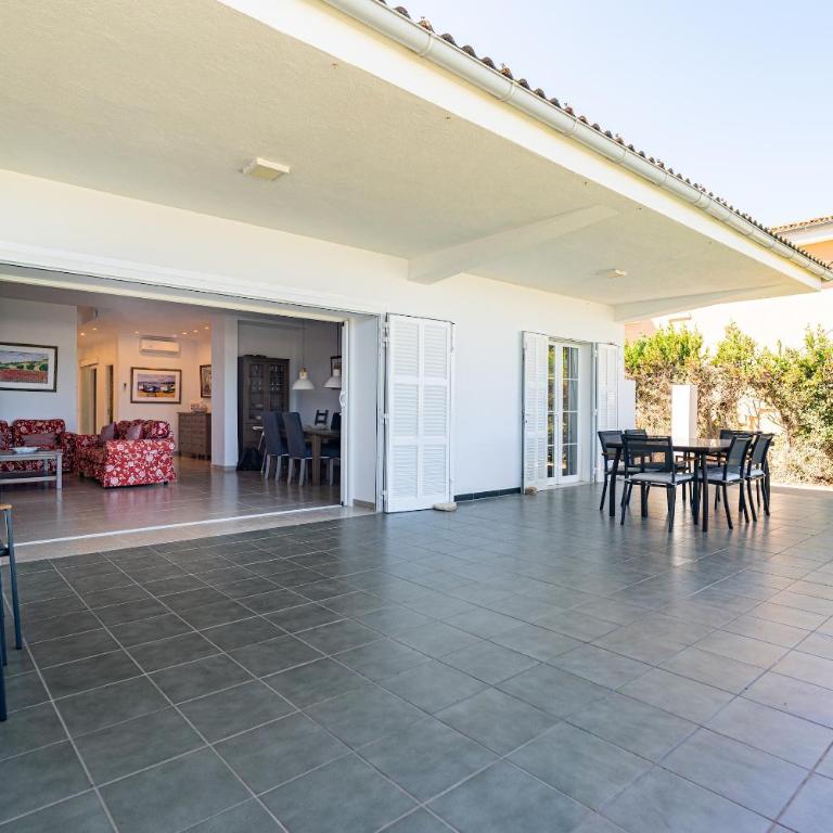 Villa Garballons 9 Alcudia - Sea Front by PriorityVillas - Villa - 29