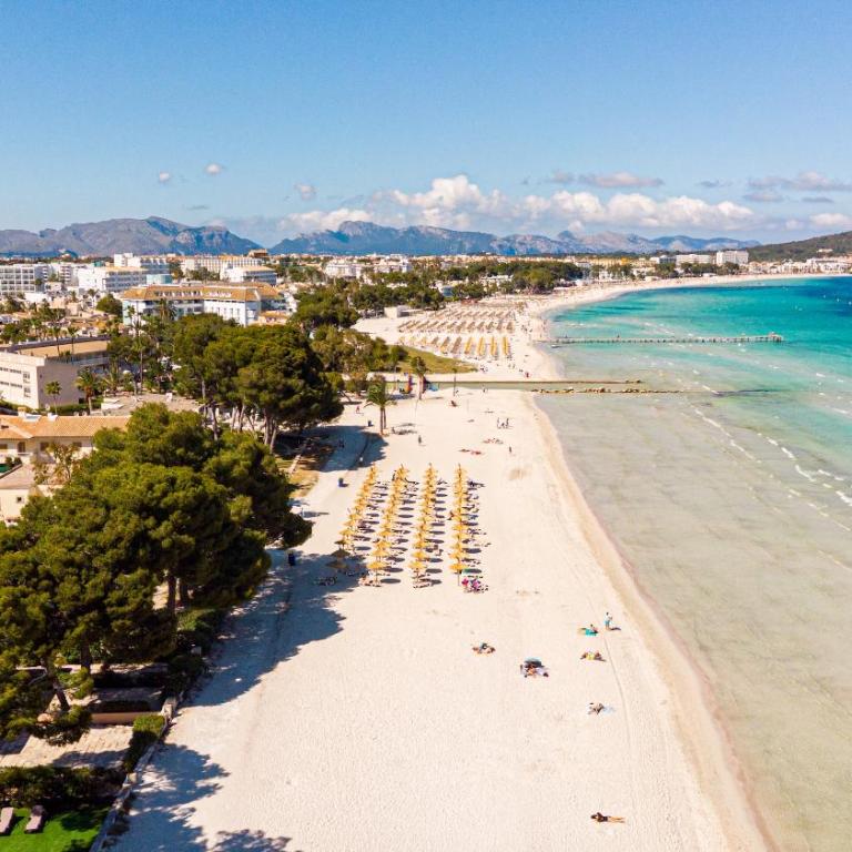 Villa Garballons 9 Alcudia - Sea Front by PriorityVillas - Villa - 37