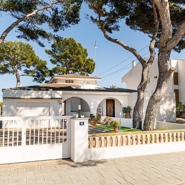 Villa Garballons 9 Alcudia - Sea Front by PriorityVillas - Villa - 39