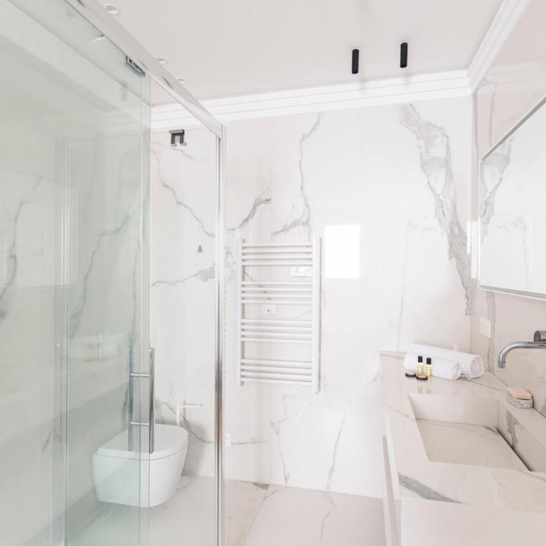 GuestReady - Elegant Escape near Plaza Athénée - One-Bedroom Apartment - 15