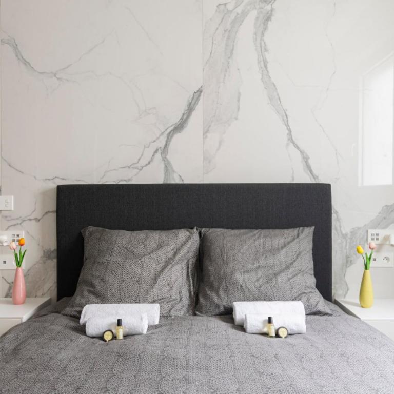 GuestReady - Elegant Escape near Plaza Athénée - One-Bedroom Apartment - 13