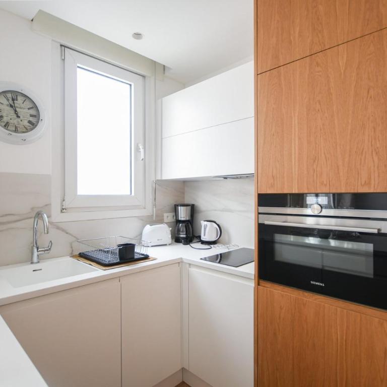 GuestReady - Elegant Escape near Plaza Athénée - One-Bedroom Apartment - 9