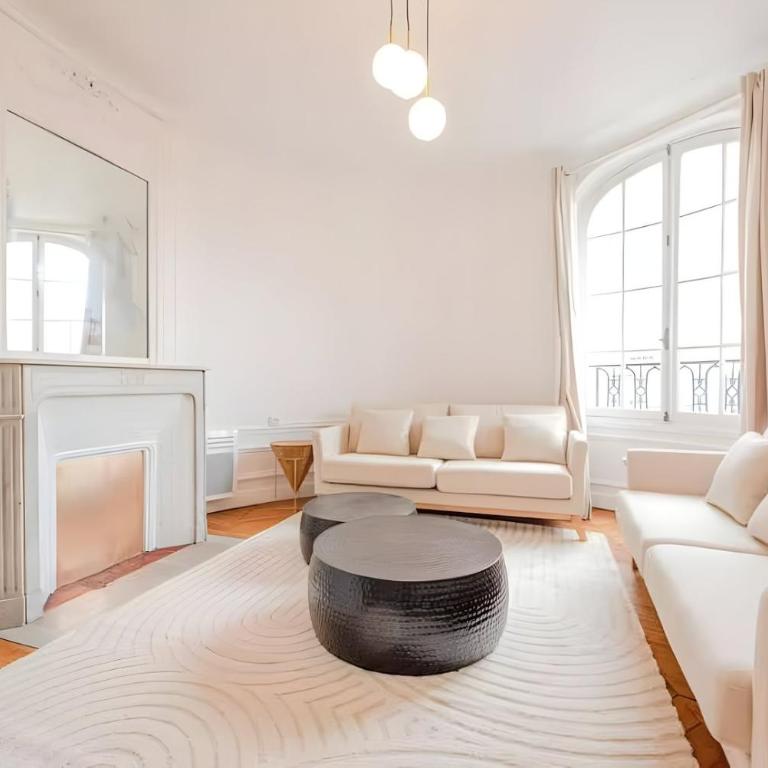 TBS 327 - Superb apartment with Eiffel Tower view - Apartamento de 2 dormitorios - 2