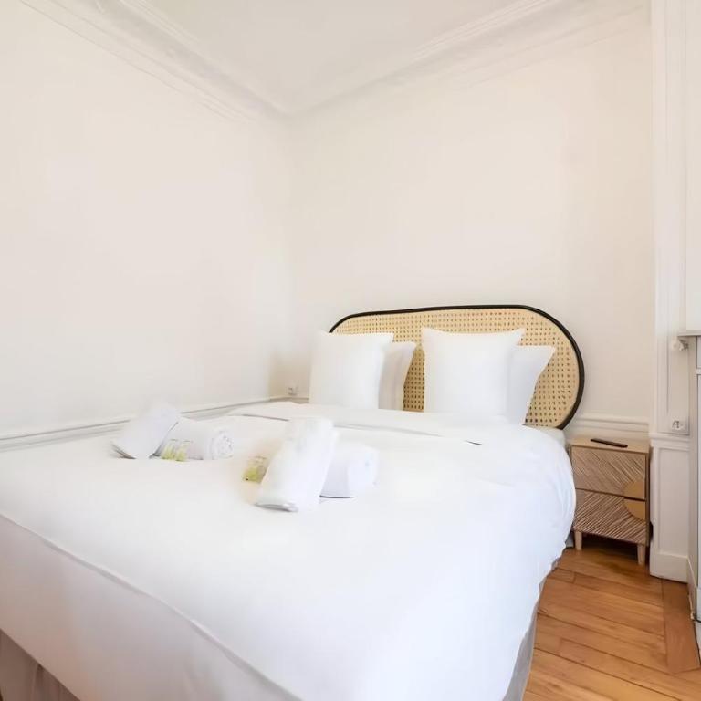 TBS 327 - Superb apartment with Eiffel Tower view - Apartamento de 2 dormitorios - 11