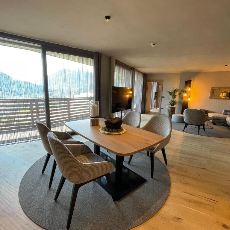 Villa Erika - Appartamento con 2 Camere da Letto e Balcone - 1