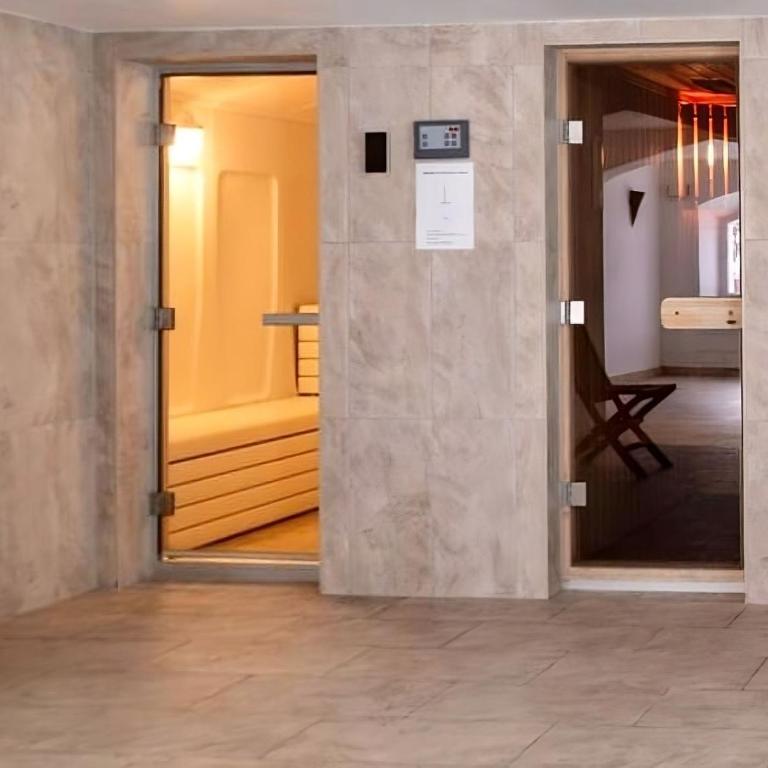 Luxury Apartment, Panoramic Mountain Views, 5 Star Spa Facilities - 3 Bedroom - Apartment - 20