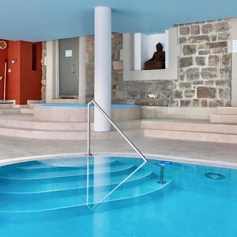 Luxury Apartment, Panoramic Mountain Views, 5 Star Spa Facilities - 3 Bedroom - Apartment - 19